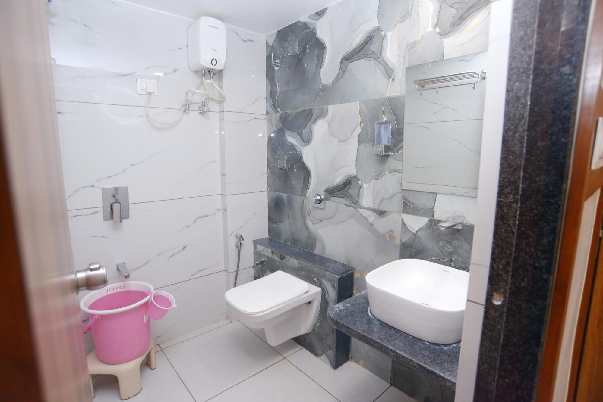 Hotel Allen Ahmedabad Eksteriør billede