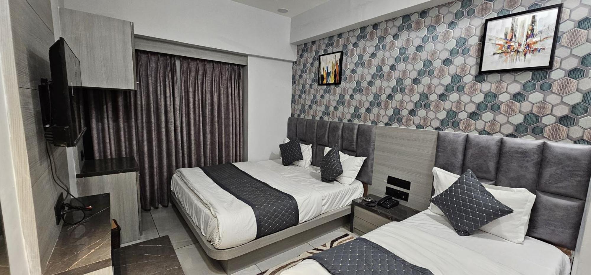 Hotel Allen Ahmedabad Eksteriør billede